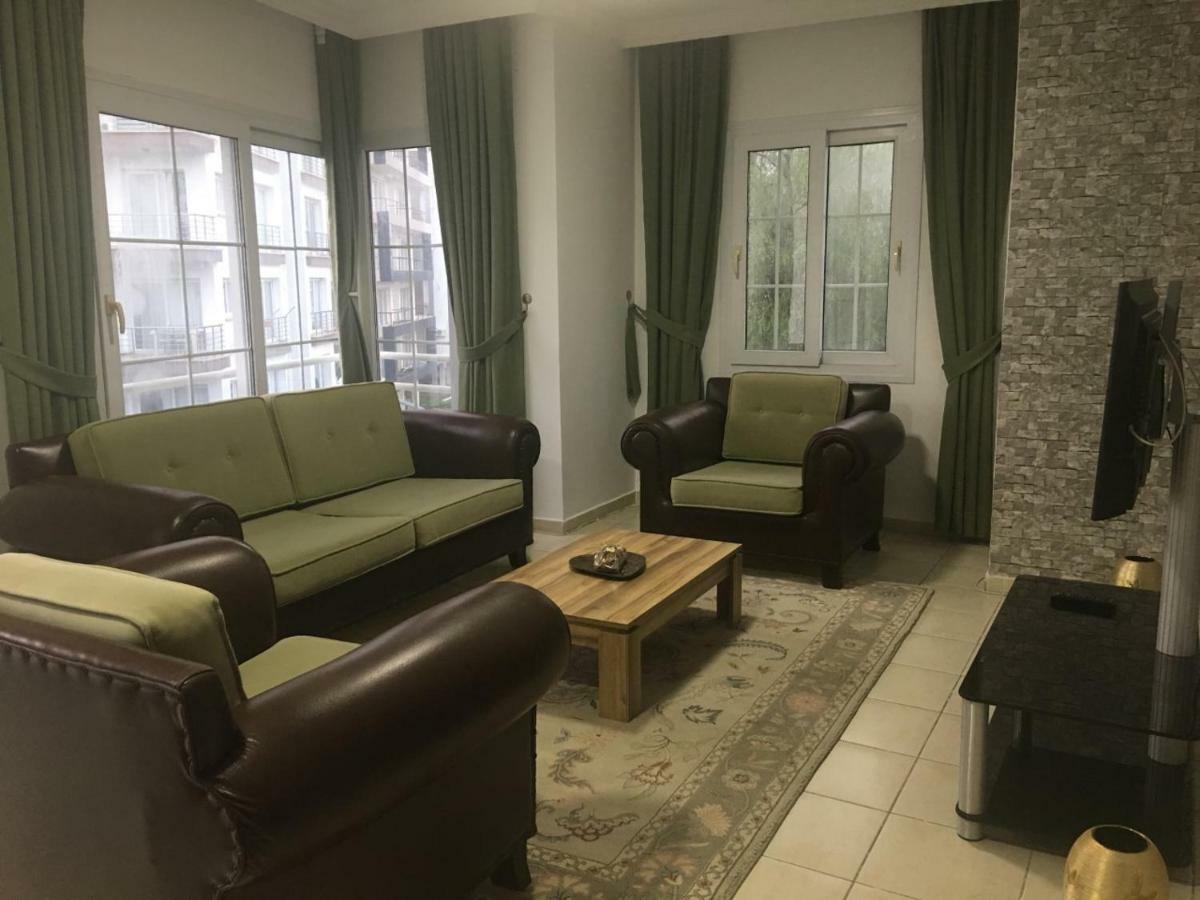 Royal Residence Kyrenia Кіренія Екстер'єр фото