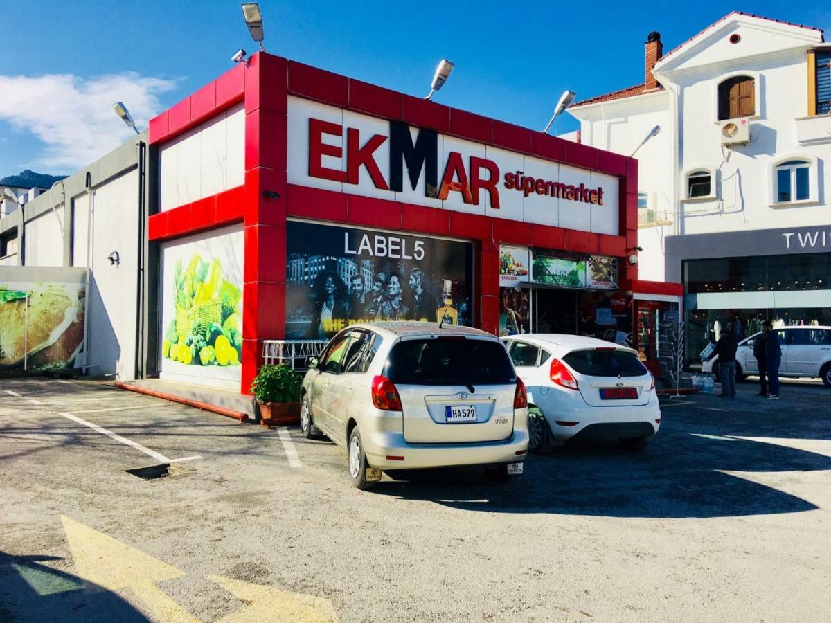 Royal Residence Kyrenia Кіренія Екстер'єр фото